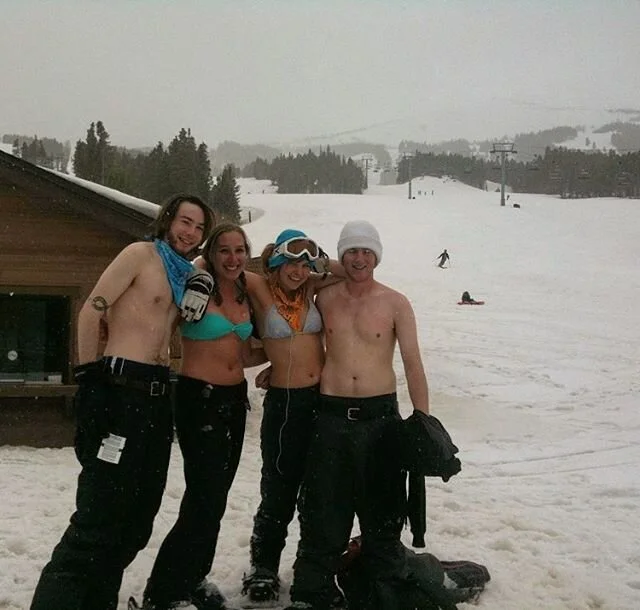 #TBT #ToplessSkiRun #TidBitNipply