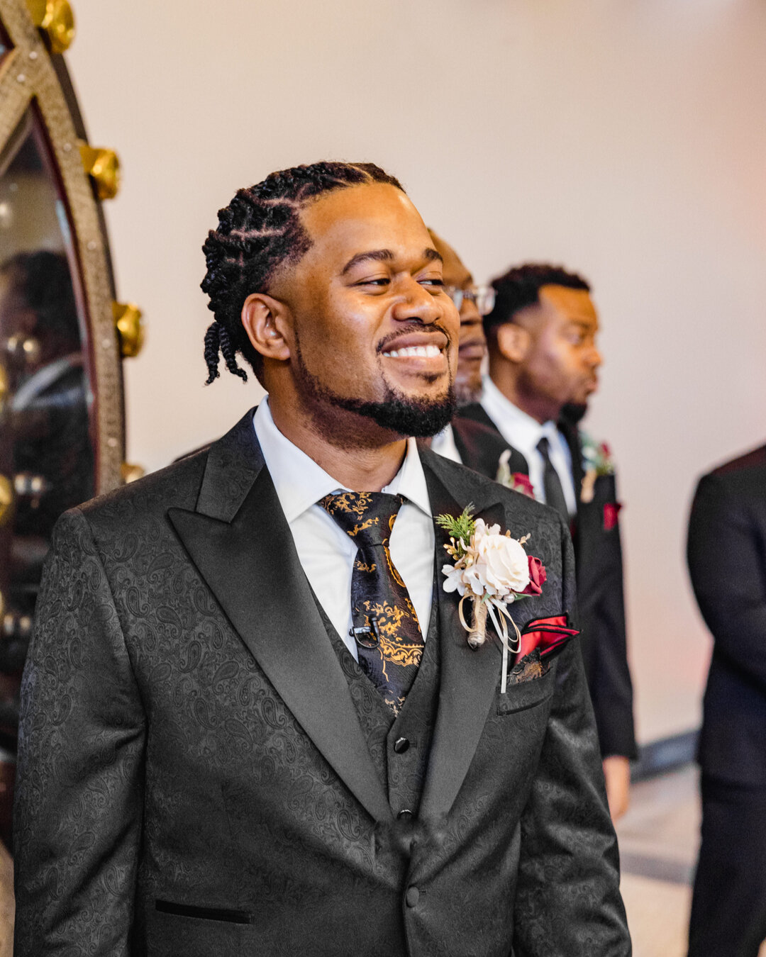 Have you ever seen a happier groom waiting for his bride to walk down the aisle? &hearts;️​​​​​​​​
.​​​​​​​​
.​​​​​​​​
.​​​​​​​​
.​​​​​​​​
.​​​​​​​​
#wisconsinweddingphotographer #madisonweddingphotographer #milwaukeeweddingphotographer #wisconsindel