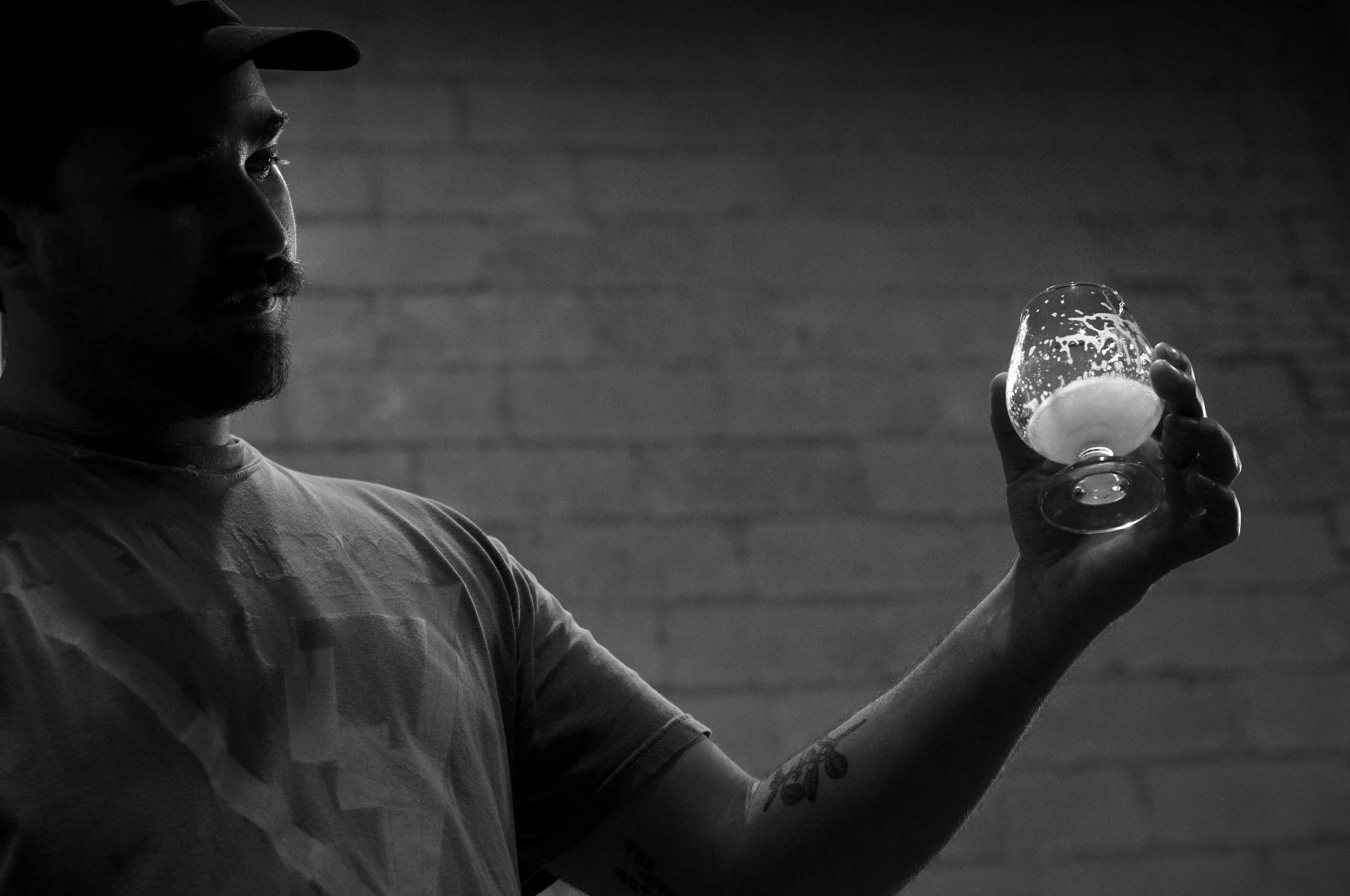 026.HOLD IT UP TO THE LIGHT TO INSPECT LACING.jpg