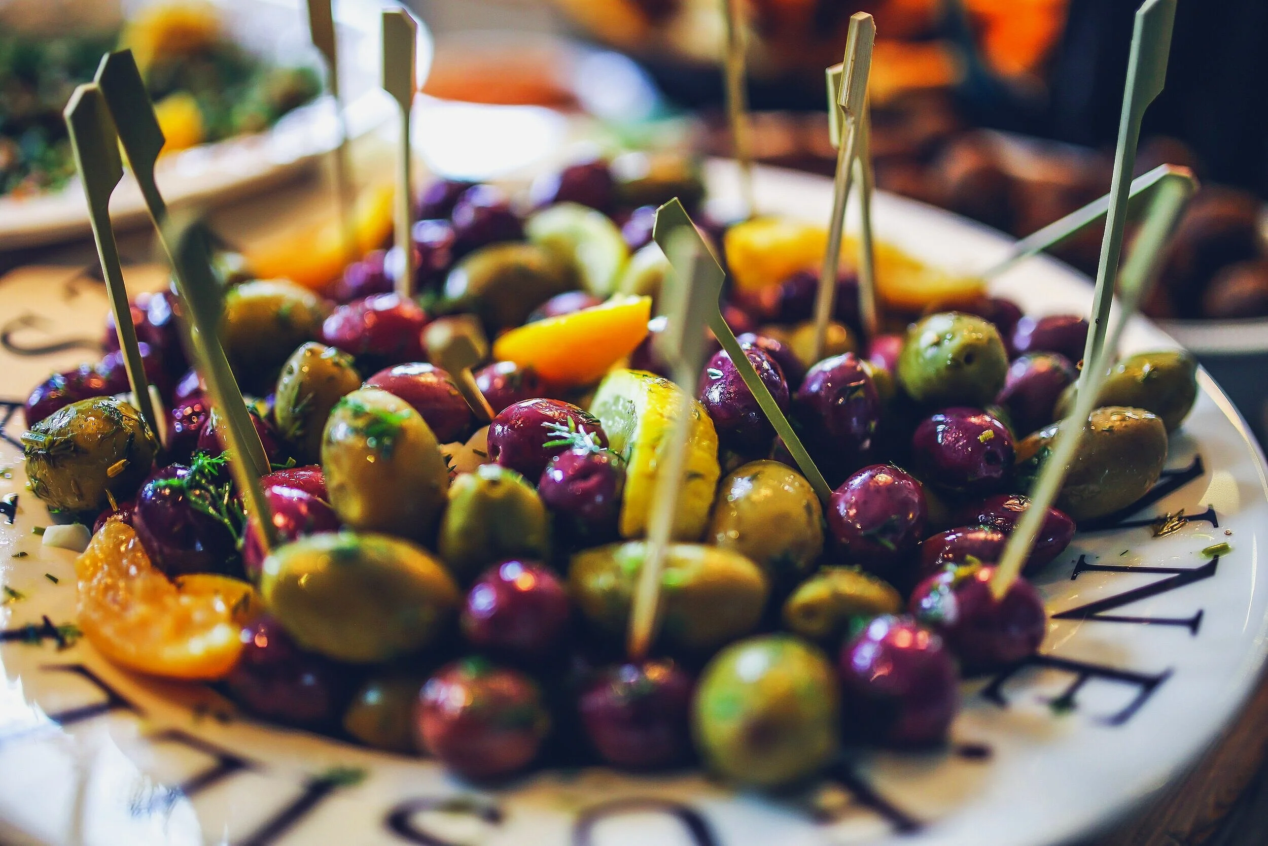 olives-on-the-plate-5931.jpg
