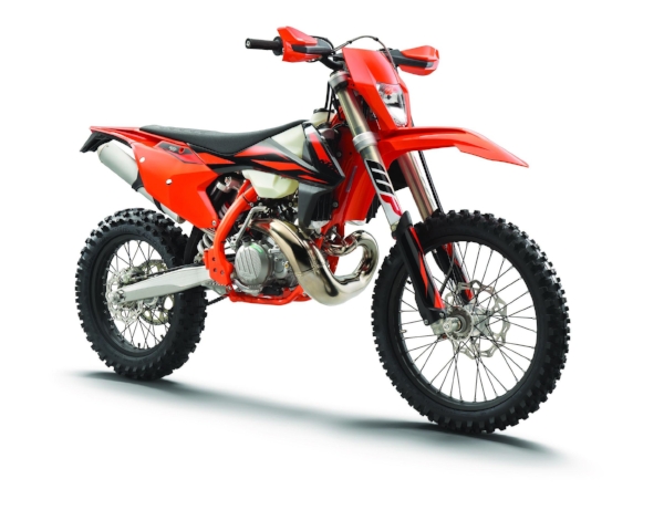 KTM 300 EXC TPI MY2019_right front.jpg