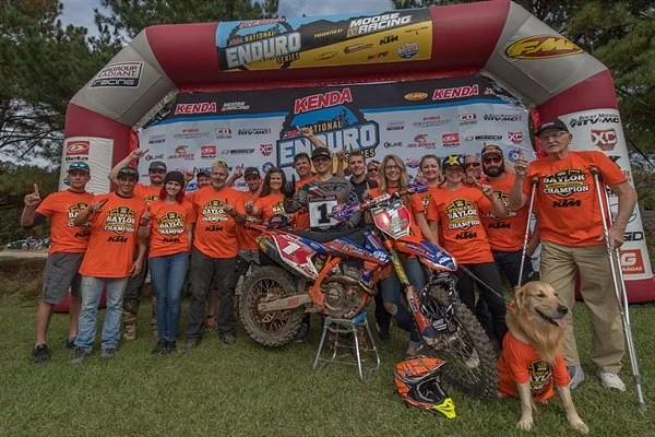 KTM-Champ.jpg