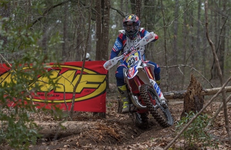 Shan Moore Photo