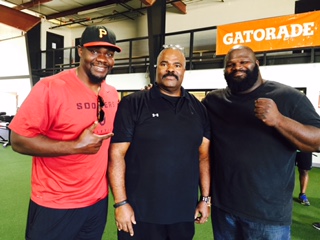 Tommie Harris - Chicago Bears, Coach Madden, Mark Henry - WWE  & World's Strongest Man