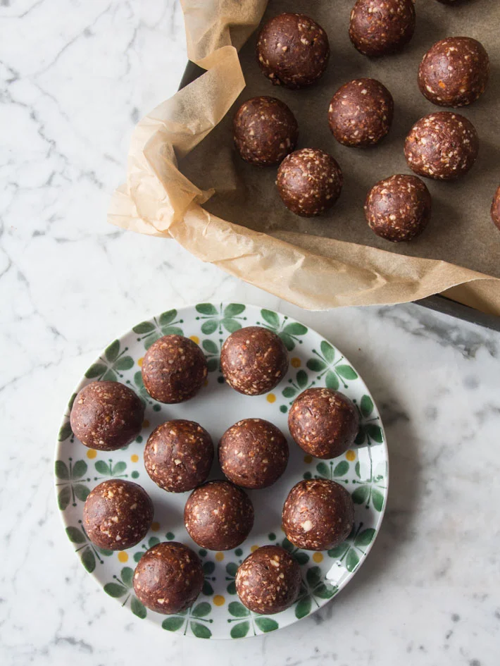 Almond & Cacao Energy Balls from Deliciously Ella