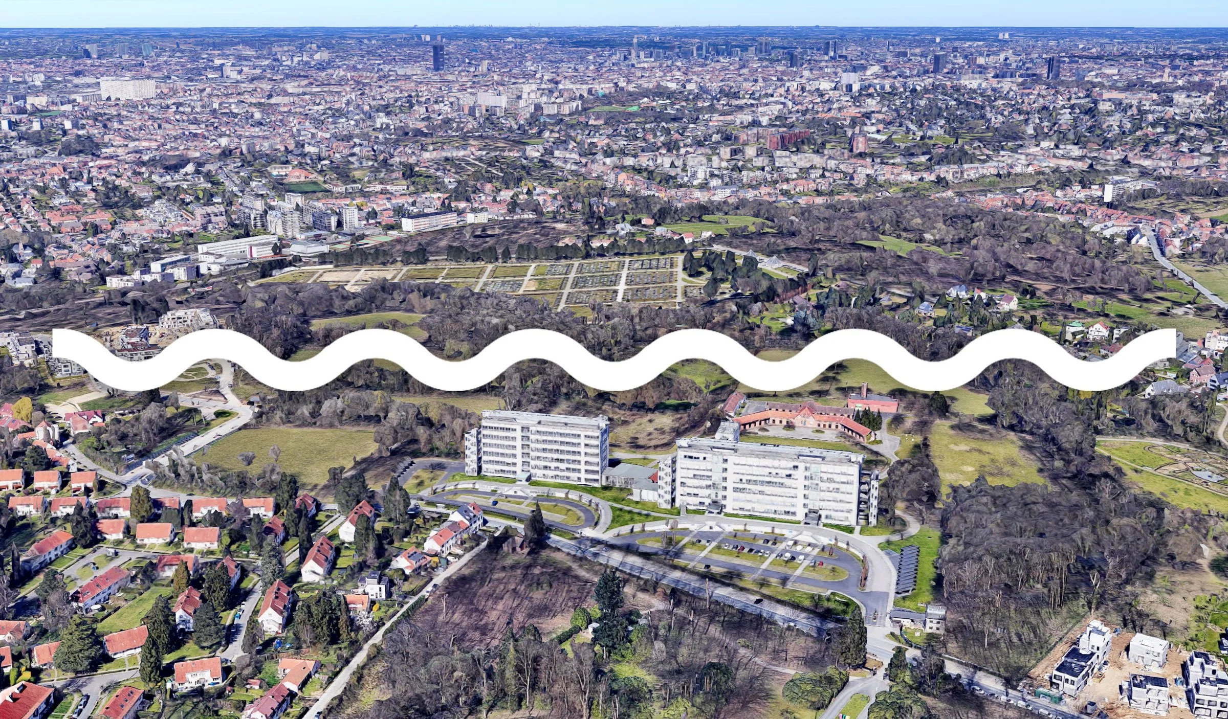 NATURAL OUTDOOR SWIMMING POOL IN UCCLE