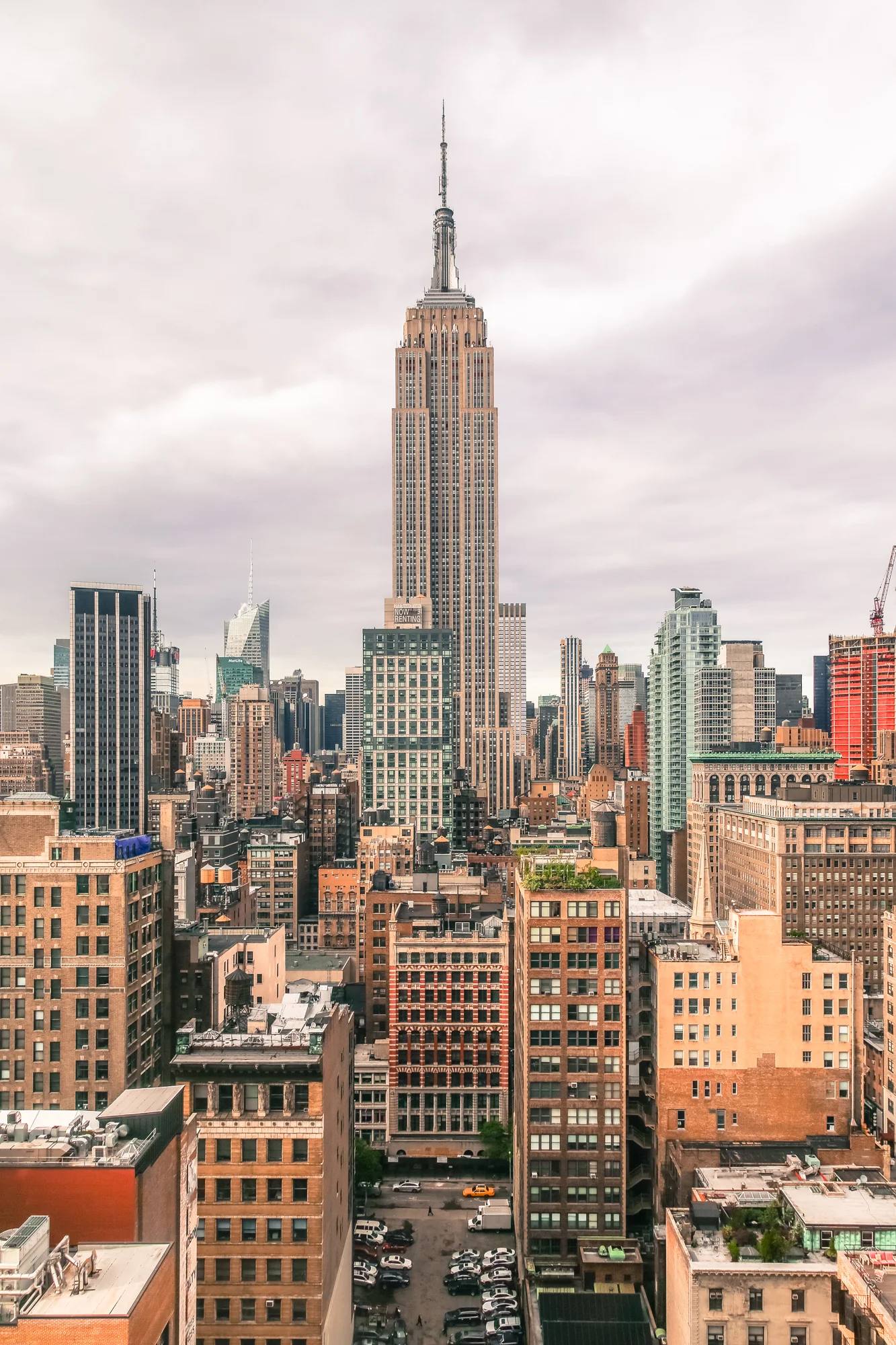NY 230 FIFTH