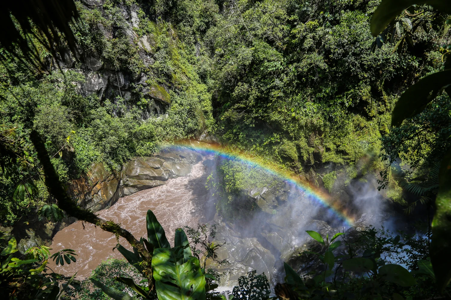 Day 7: Cascade Pailon del Diablo and Drive to Banos