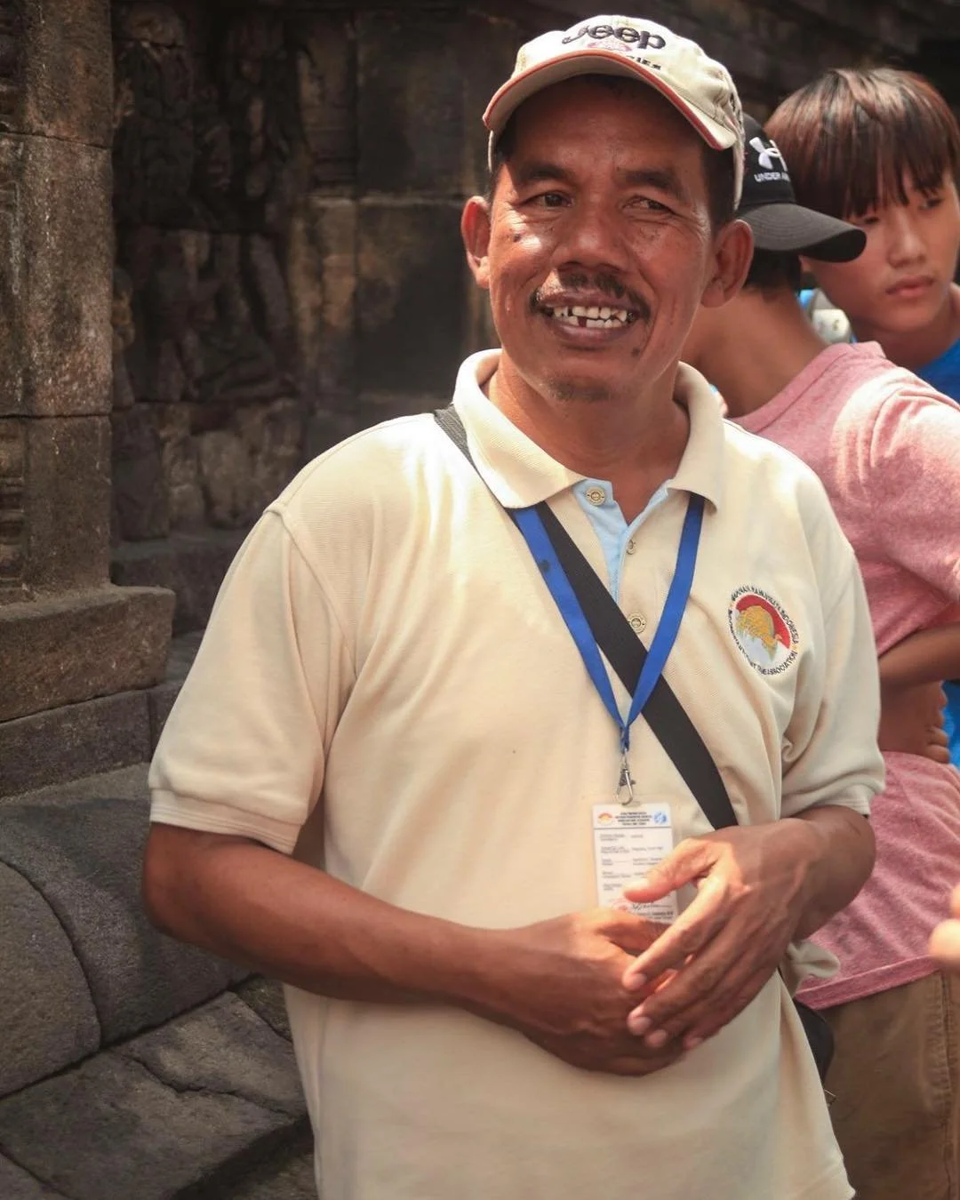 A fantastic guide sharing his wealth of knowledge and passion of Borobudur's history. Borobudur is a 9th century Mahayana Buddhist temple in Central Java, Indonesia.
____________________________________
#history #buddhisttemple #visitindonesia #centr