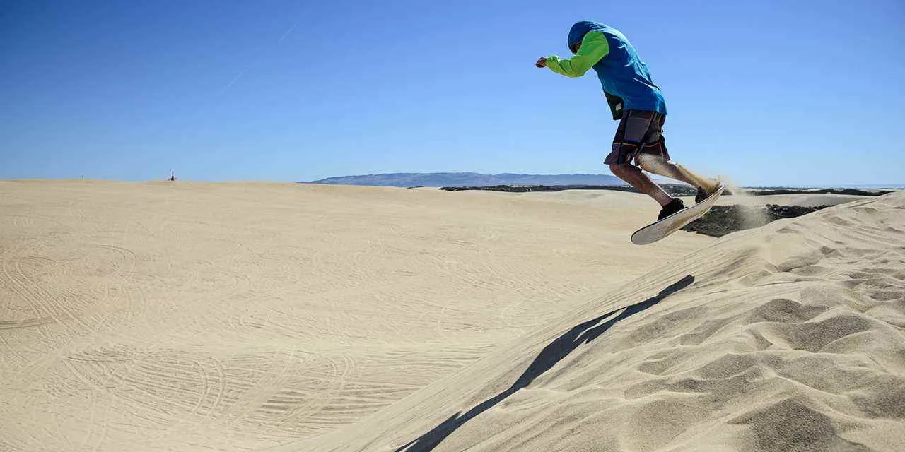 Sand Boarding.jpg