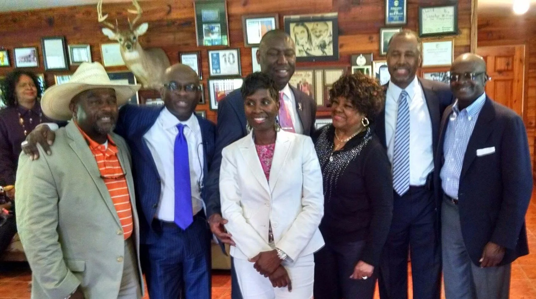(From left to right:) Bruce Williams, Armstrong Williams, Civil Rights Attorney Benjamin Crump, Mary Williams-Taylor, Gospel Legend Shirley Ceasar, Renowned Pediatric Neurosurgeon Dr. Ben Carson, and Sen. Kent Williams