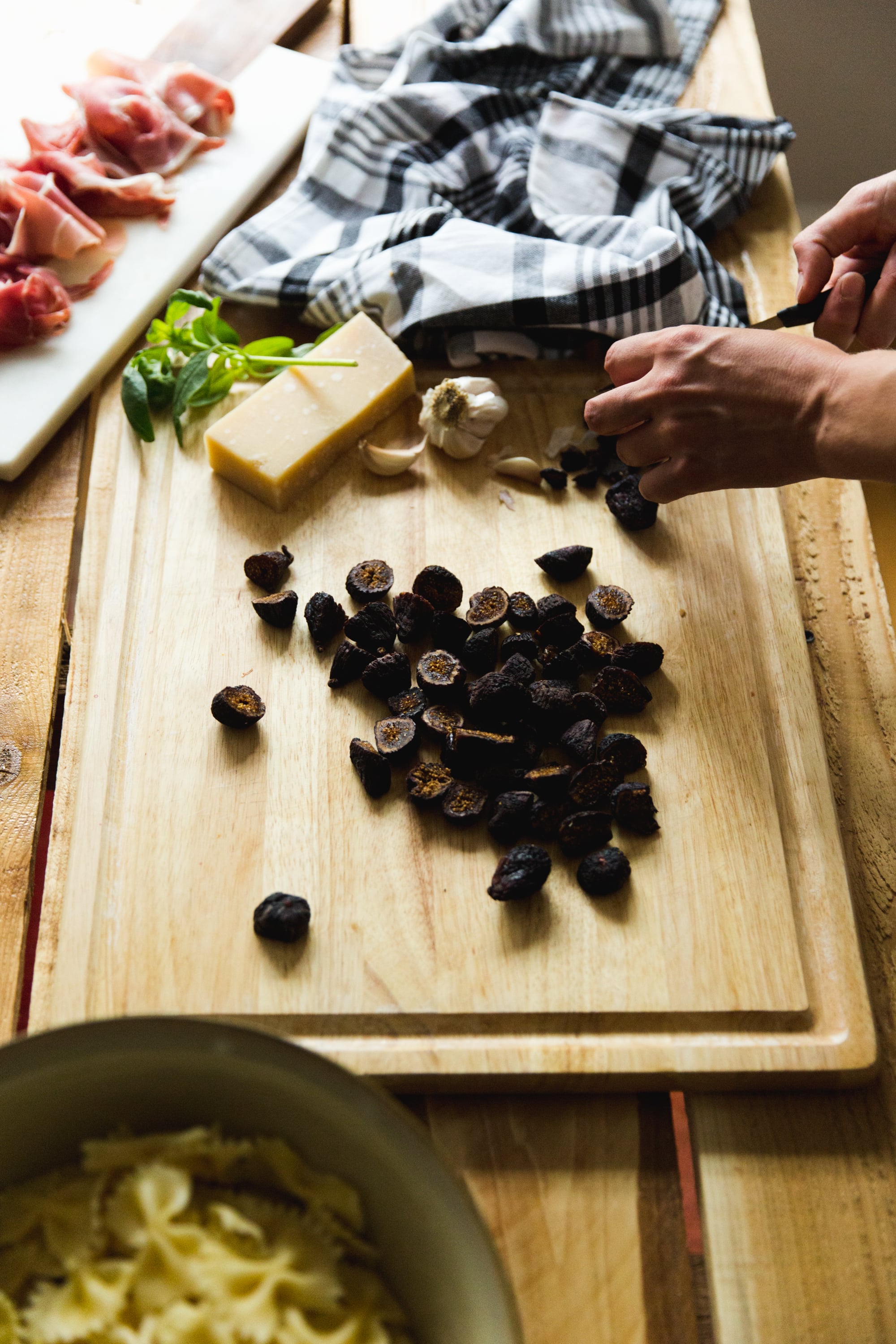 fig-prosciutto-pasta-salad-recipe-11.jpg