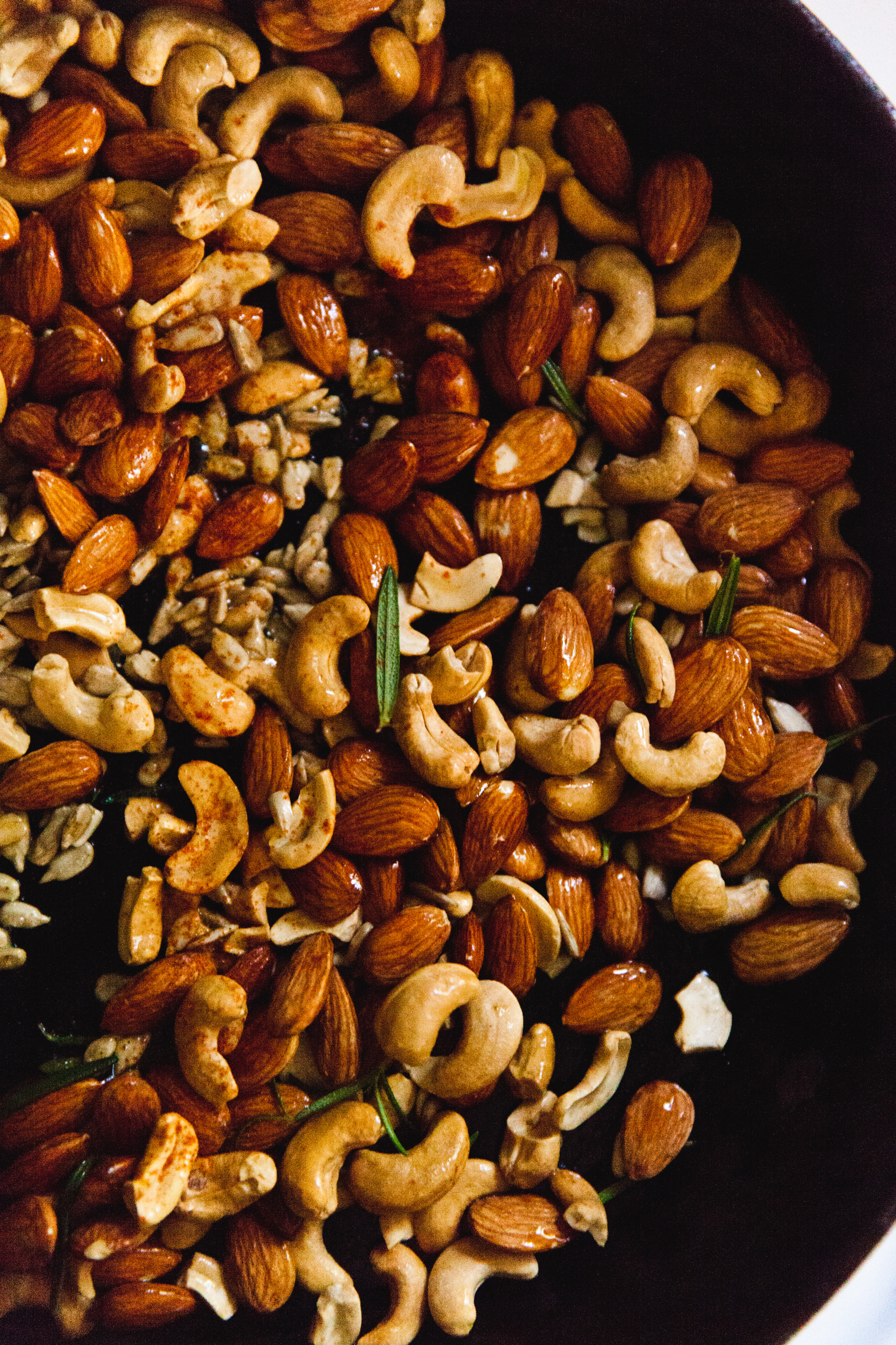 whole30-trail-mix-recipe--4.jpg