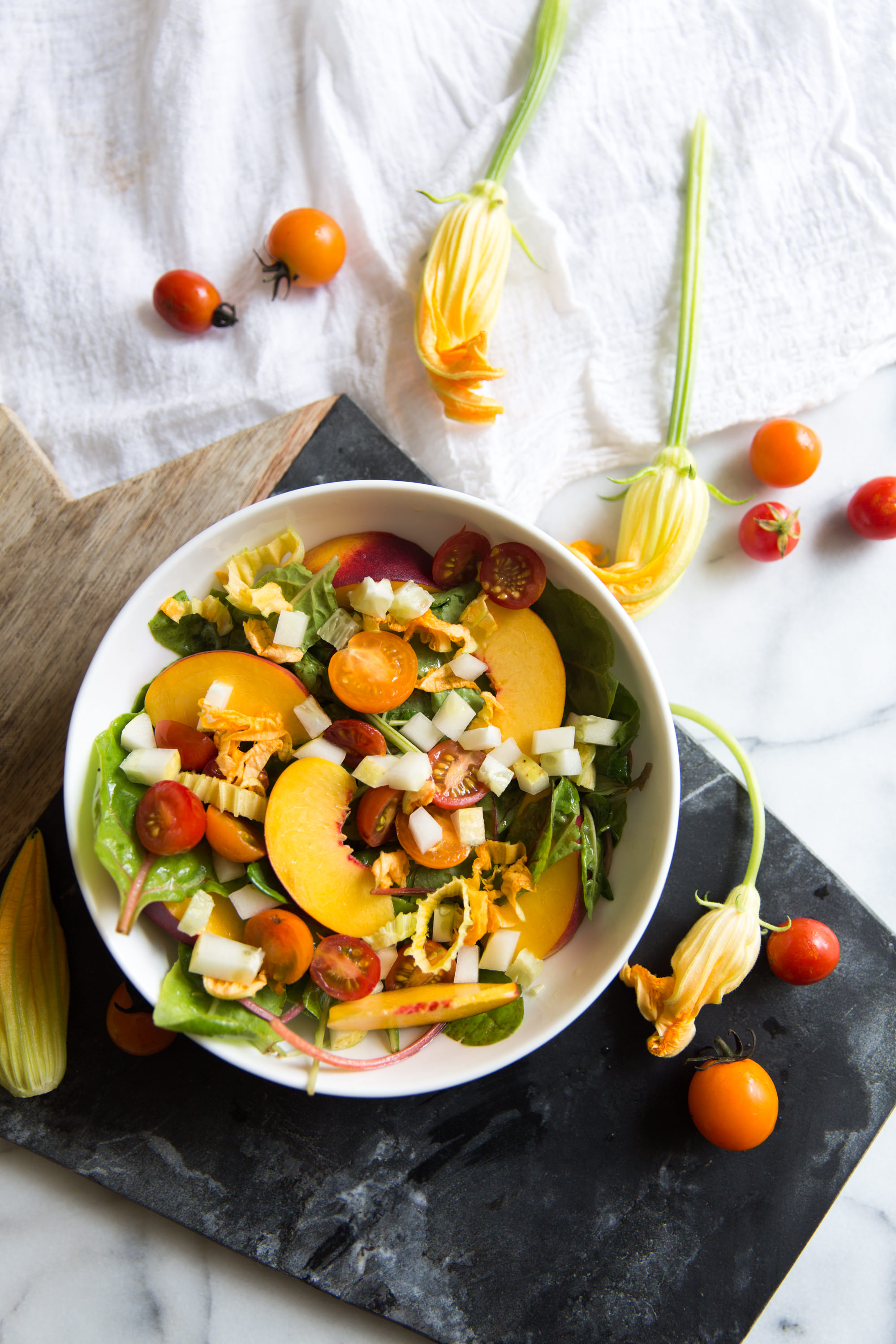 salad with peaches