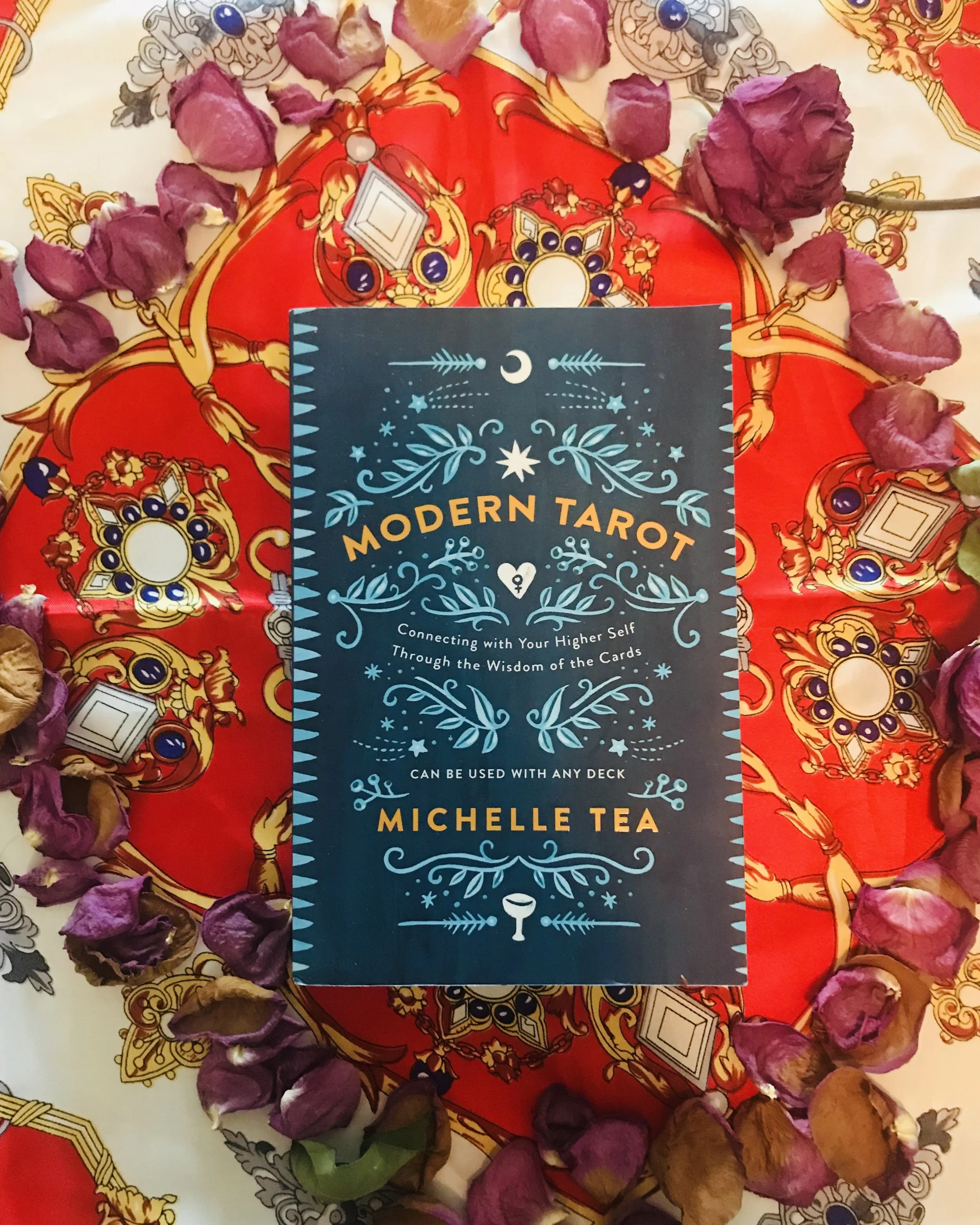 MICHELLE TEA ~ MODERN TAROT Book Discussion &amp; Tarot Readings!
