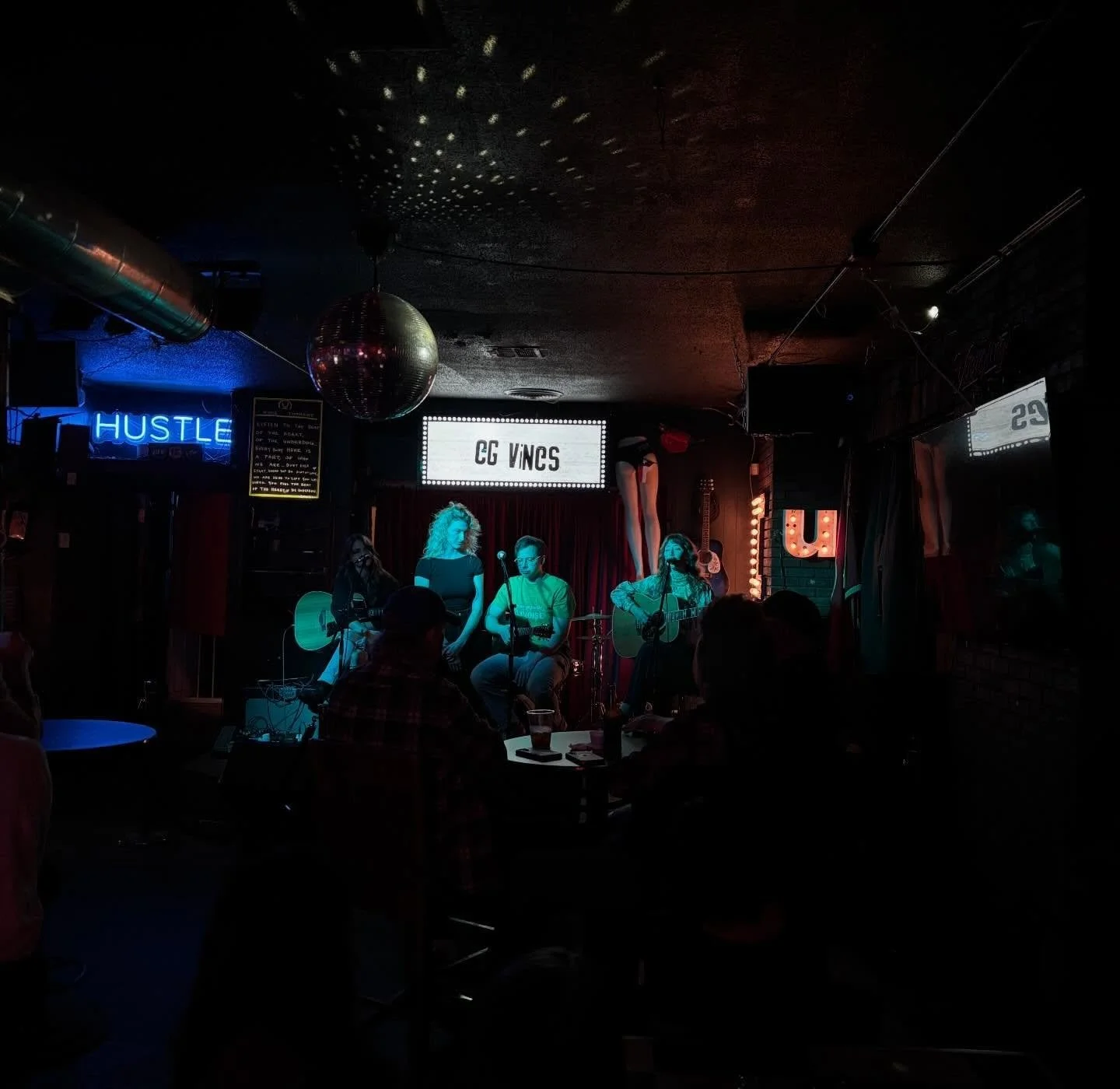 So very grateful to @egvines for asking me to play a few songs the other night. I felt reallll rusty, but it was also just what I needed to ignite that little spark that has finally returned after 6 years (a pandemic and two babies later)&hellip; HUG