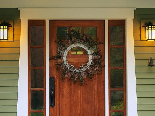 Birds of a feather...stick together! Hope you enjoyed the blog post. This wreath is just one of dozens I've made for DIY NETWORK. This is an easy fall wreath. Recycled chicken wire, feathers and some faux birds! Want to make it creepier? Add some fake crows instead. Have fun and stay in touch! Joanne http://www.diynetwork.com/how-to/make-and-decorate/decorating/how-to-make-a-wreath-from-chicken-wire-and-feathers
