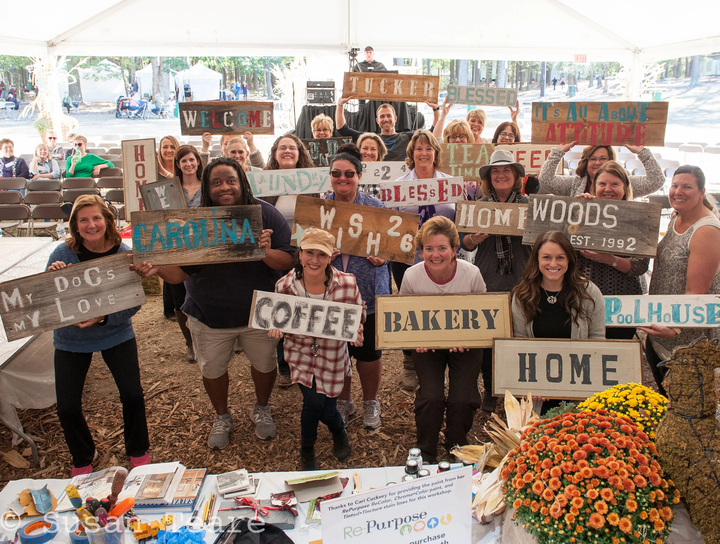 Make and Take Workshop at the Country Living Fair -- WHAT A BLAST!! :) Paint: Repurpose ReColor by Cari Cucksey!