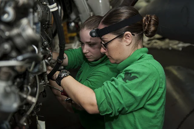 Maintaining Leased Engines Through Their Entire Life Cycle