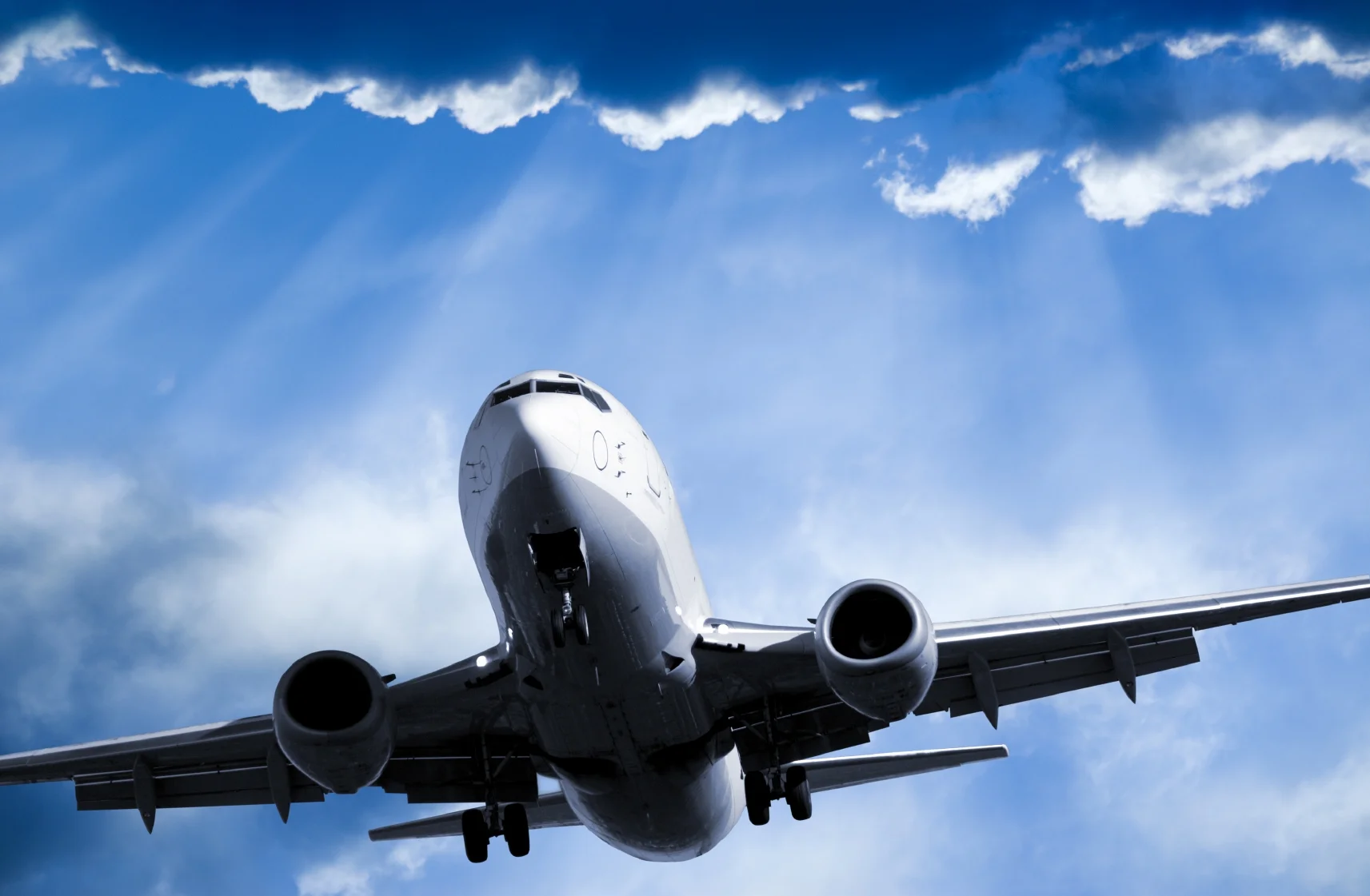 In The News: Additive Plane Parts Study, New Carbon Aircraft Brakes, And Retailers In The Air