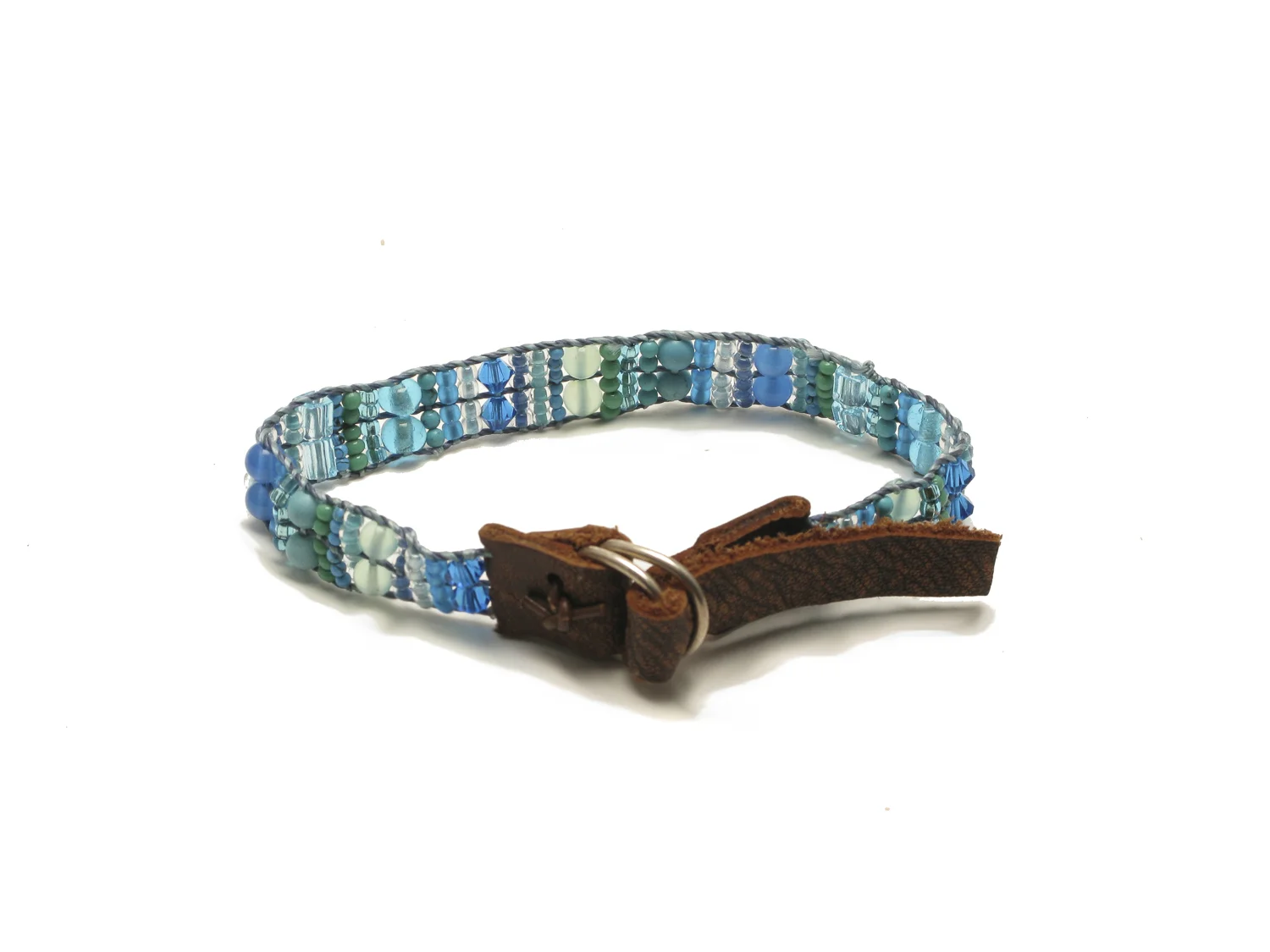 turquoise 2 bead woven legEdited.jpg