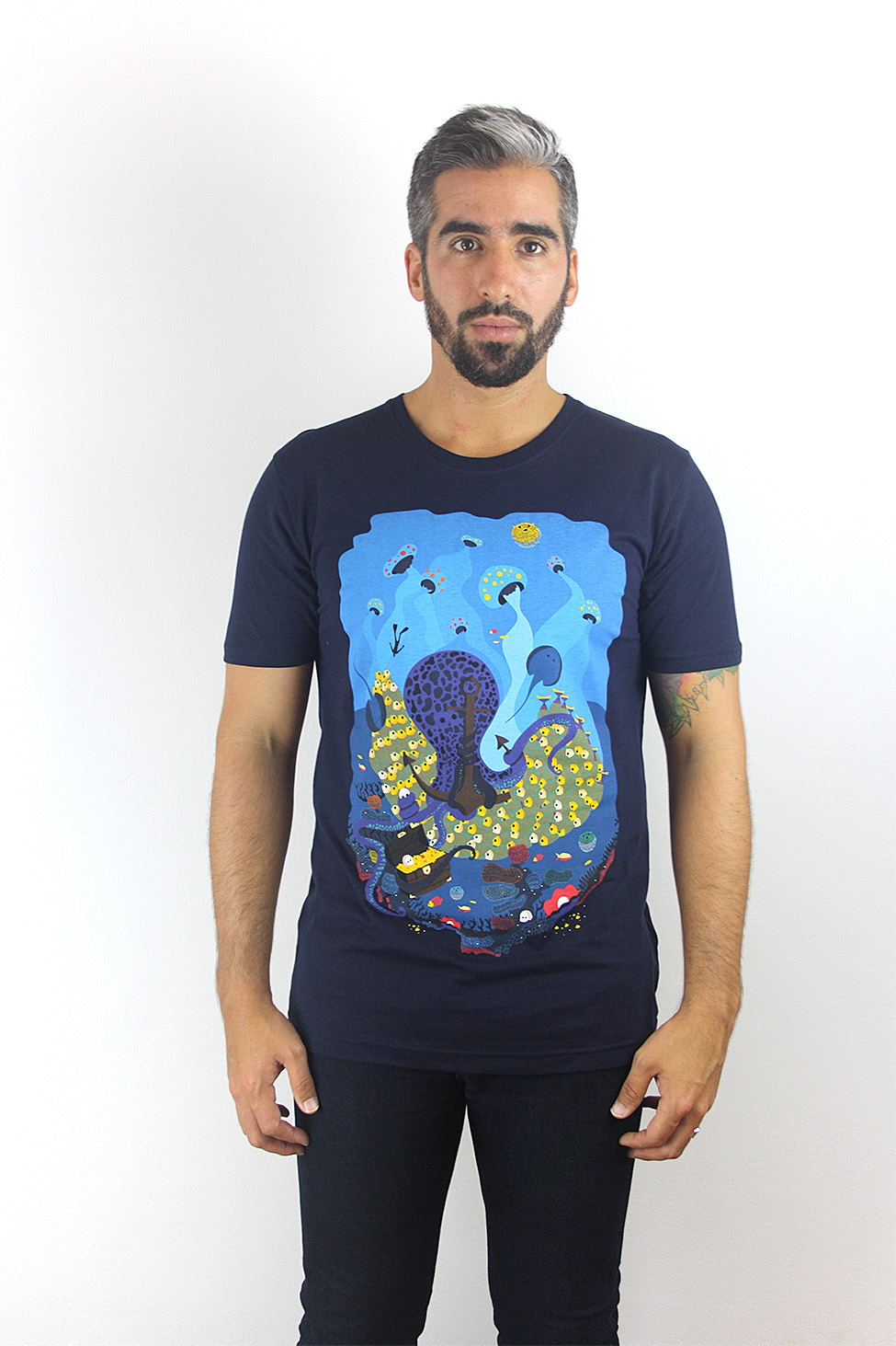 all-that-glitters-is-gold-navy-tee-front.jpg