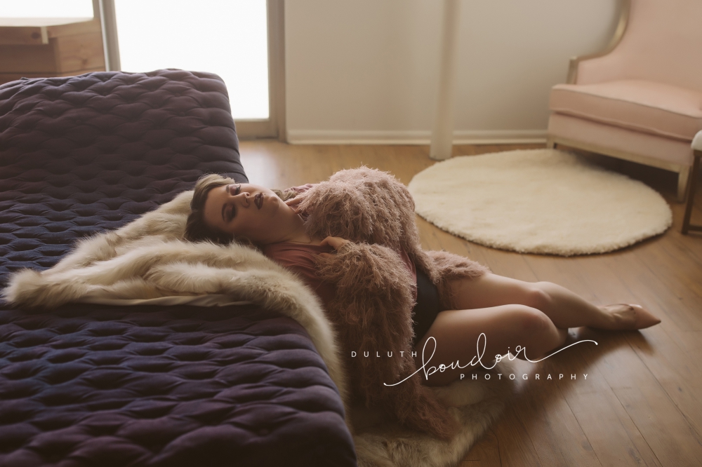 When You Let Out Your Inner Badass | Duluth Boudoir Interview With Rachel — Mad Chicken Studio Boudoir #duluthboudoirphotography #duluthboudoir #madchickenstudio #madchickenstudioboudoir