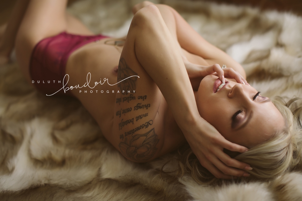 Duluth Boudoir Photography by Mad Chicken Studio