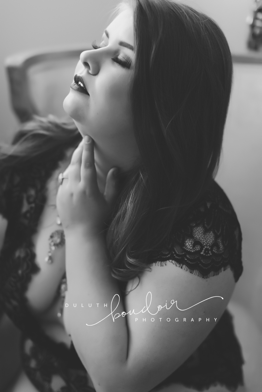 Duluth Boudoir Photography by Mad Chicken Studio || Boudoir Photography || Duluth Boudoir #duluthboudoirphotography #duluthboudoir #madchickenstudio #madchickenstudioboudoir