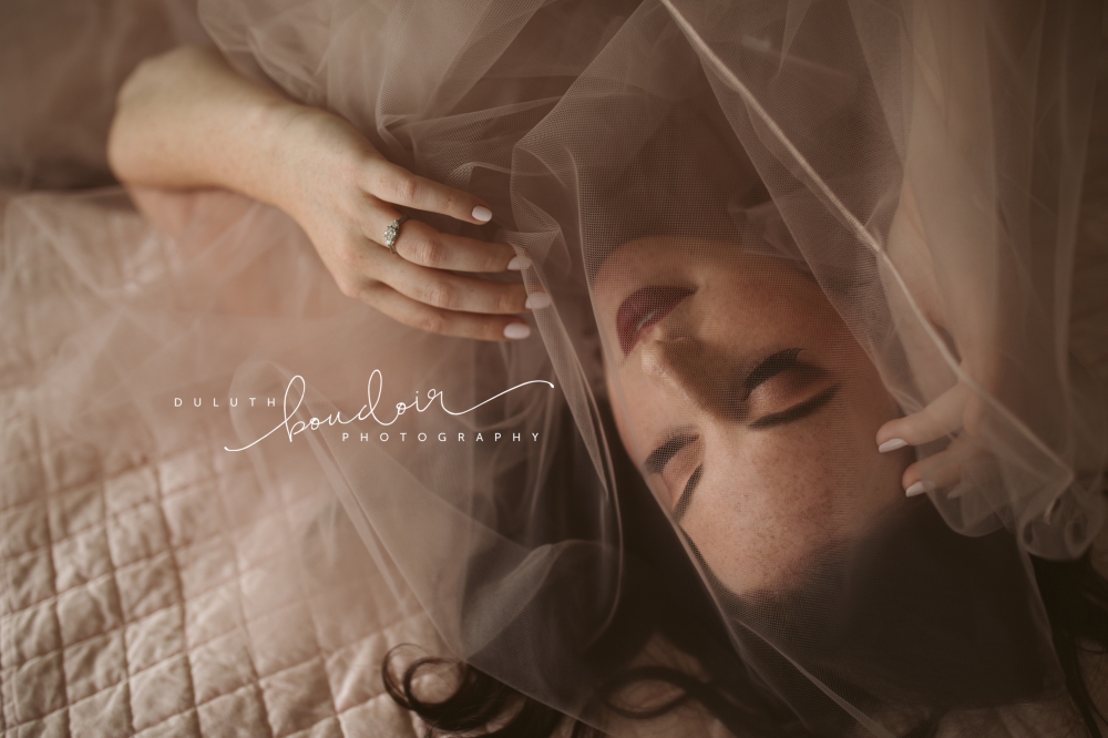 Session at Duluth Boudoir Photography by Mad Chicken Studio #duluthboudoirphotography #madchickenstudio #madchickenstudioboudoir #duluthboudoir