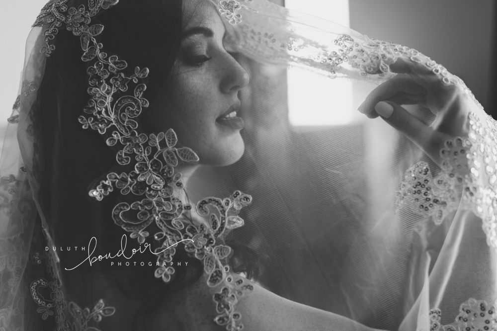 Session at Duluth Boudoir Photography by Mad Chicken Studio #duluthboudoirphotography #madchickenstudio #madchickenstudioboudoir #duluthboudoir