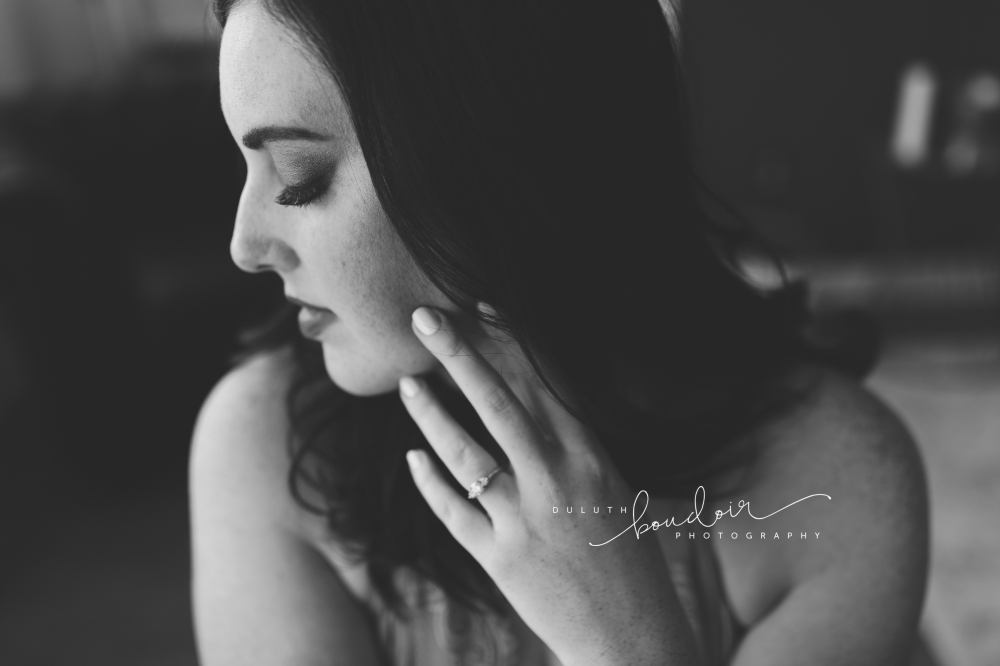 Session at Duluth Boudoir Photography by Mad Chicken Studio #duluthboudoirphotography #madchickenstudio #madchickenstudioboudoir #duluthboudoir