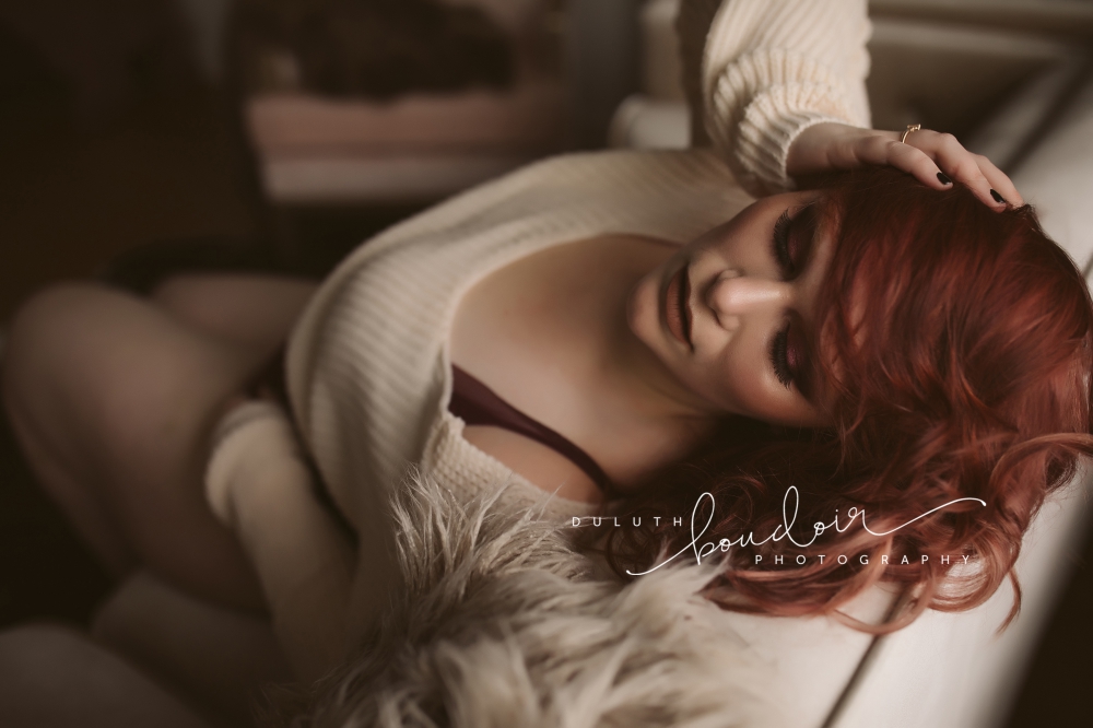 Session at Duluth Boudoir Photography by Mad Chicken Studio #duluthboudoirphotography #madchickenstudio #madchickenstudioboudoir #duluthboudoir