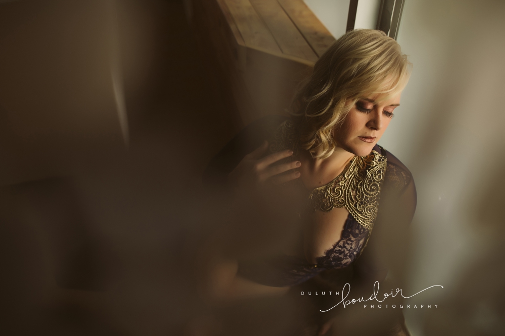 Session at Duluth Boudoir Photography by Mad Chicken Studio #duluthboudoirphotography #madchickenstudio #madchickenstudioboudoir #duluthboudoir