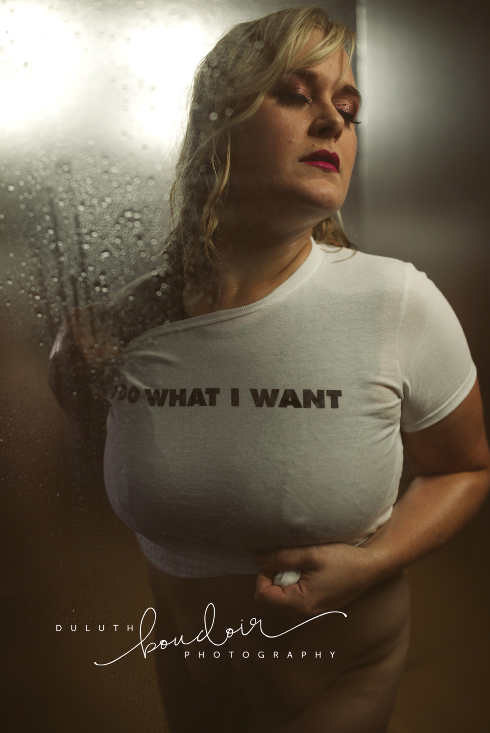 Session at Duluth Boudoir Photography by Mad Chicken Studio #duluthboudoirphotography #madchickenstudio #madchickenstudioboudoir #duluthboudoir