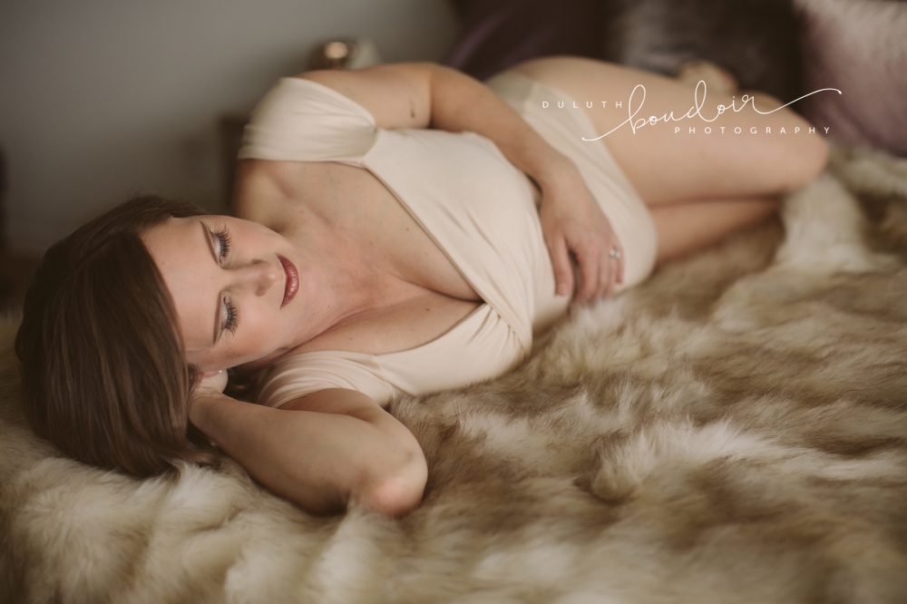 Session at Duluth Boudoir Photography by Mad Chicken Studio #duluthboudoirphotography #madchickenstudio #madchickenstudioboudoir #duluthboudoir