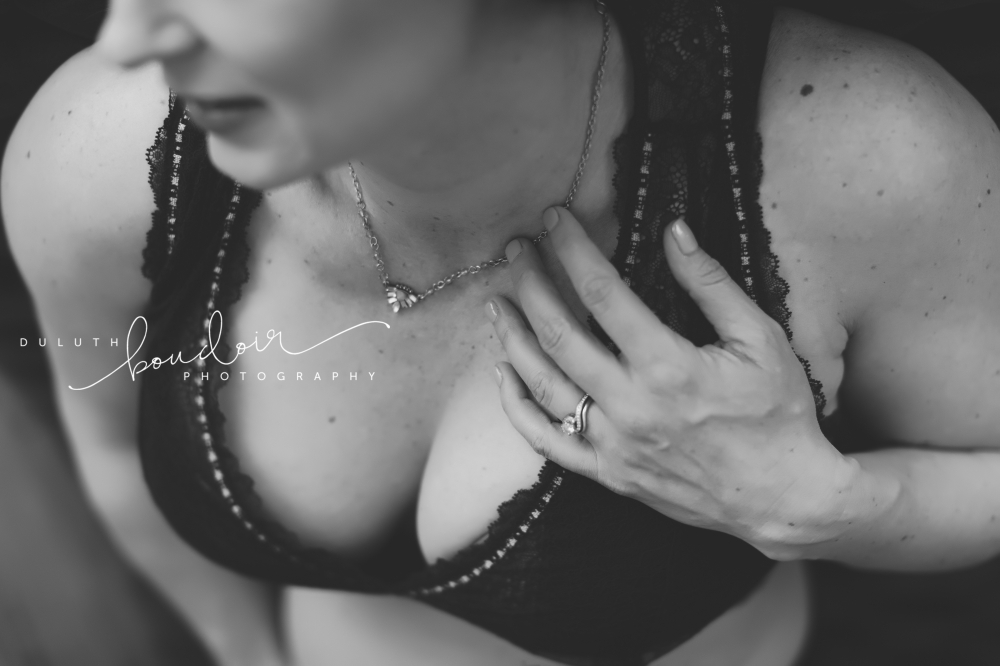 Session at Duluth Boudoir Photography by Mad Chicken Studio #duluthboudoirphotography #madchickenstudio #madchickenstudioboudoir #duluthboudoir