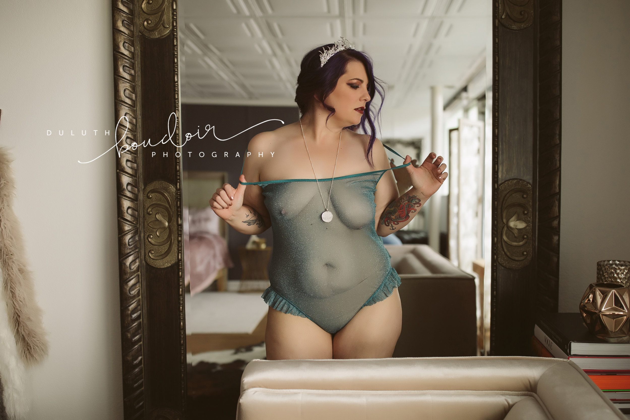 Session at Duluth Boudoir Photography by Mad Chicken Studio #duluthboudoirphotography #madchickenstudio #madchickenstudioboudoir #duluthboudoir