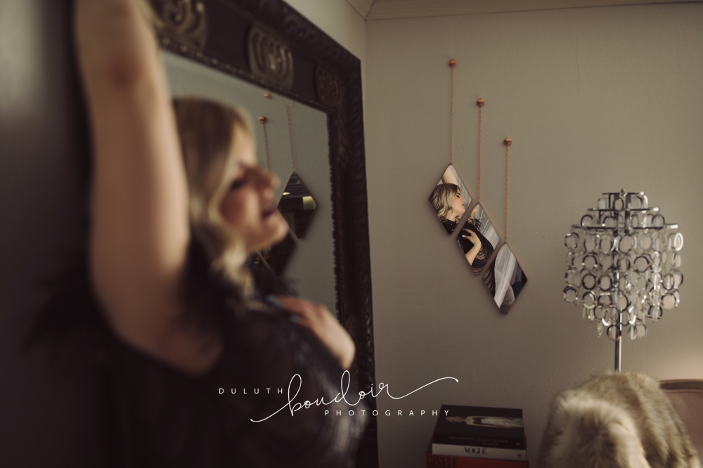 Duluth Boudoir Interview with the one and only GRACE — Mad Chicken Studio Boudoir #duluthboudoir #duluthboudoirphotography #madchickenstudio #madchickenstudioboudoir #boudoirphotography