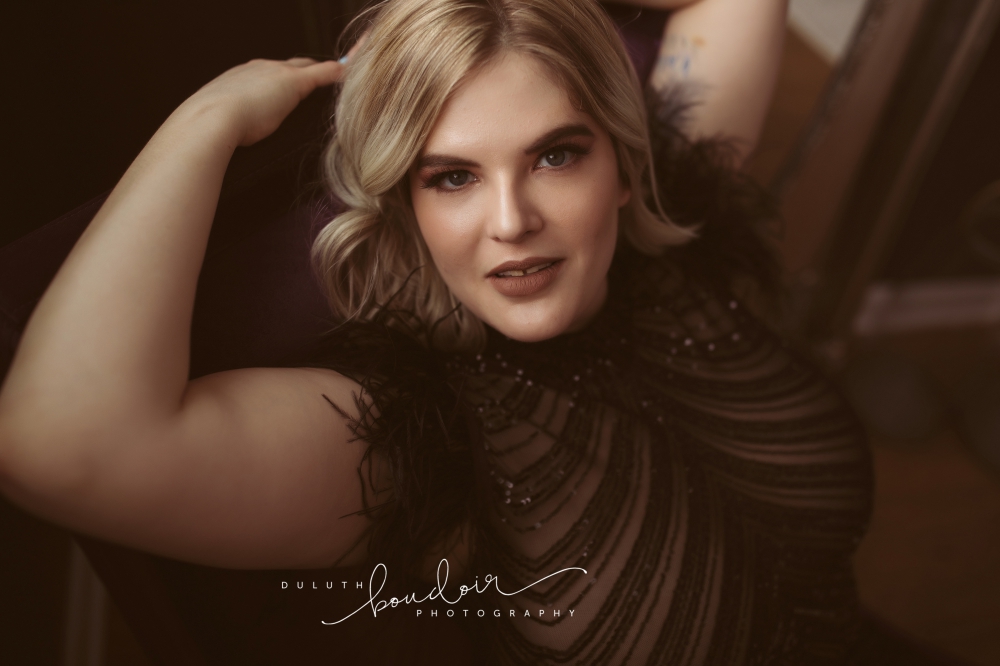 Duluth Boudoir Interview with the one and only GRACE — Mad Chicken Studio Boudoir #duluthboudoir #duluthboudoirphotography #madchickenstudio #madchickenstudioboudoir #boudoirphotography