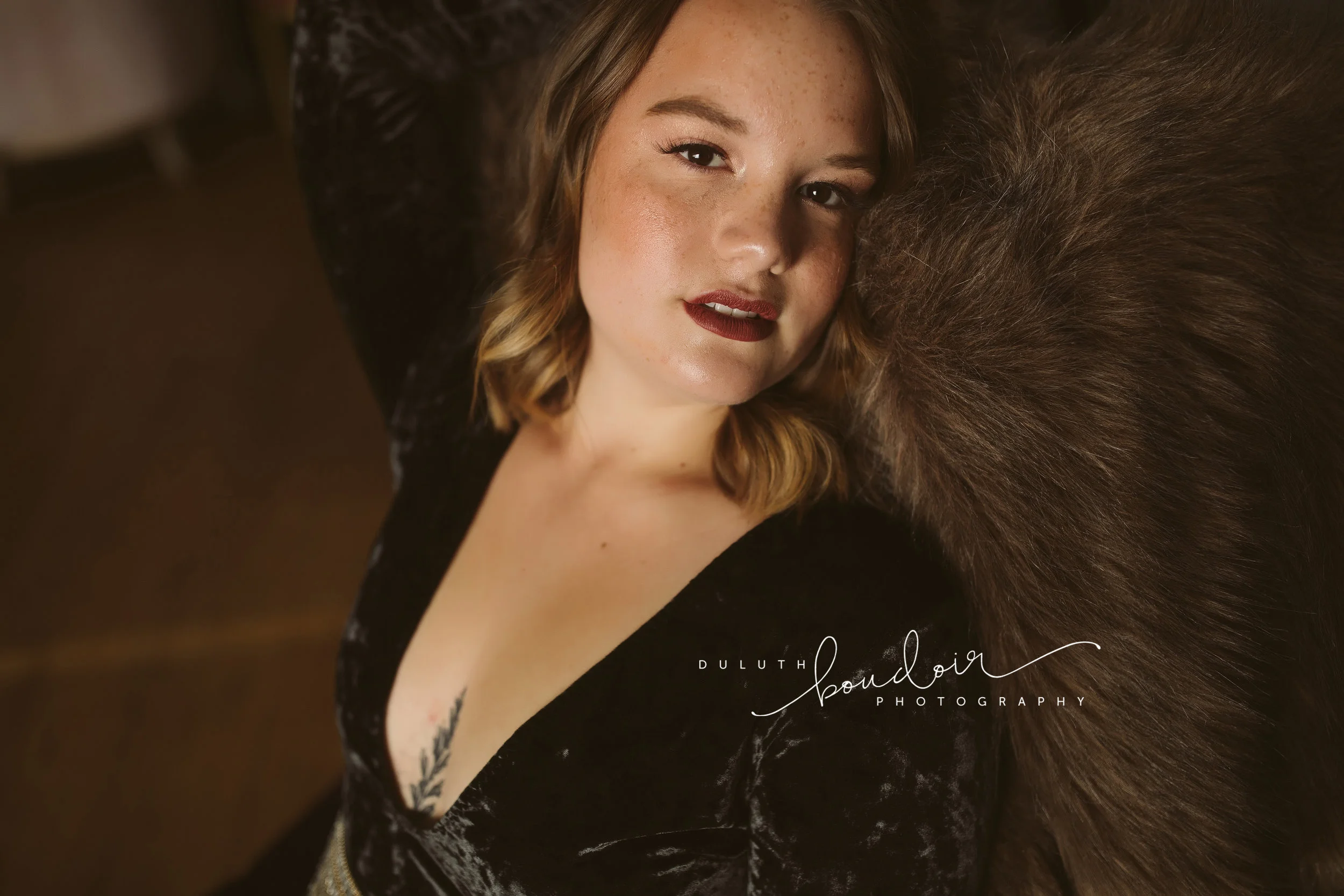 Session at Duluth Boudoir Photography by Mad Chicken Studio #duluthboudoirphotography #madchickenstudio #madchickenstudioboudoir #duluthboudoir
