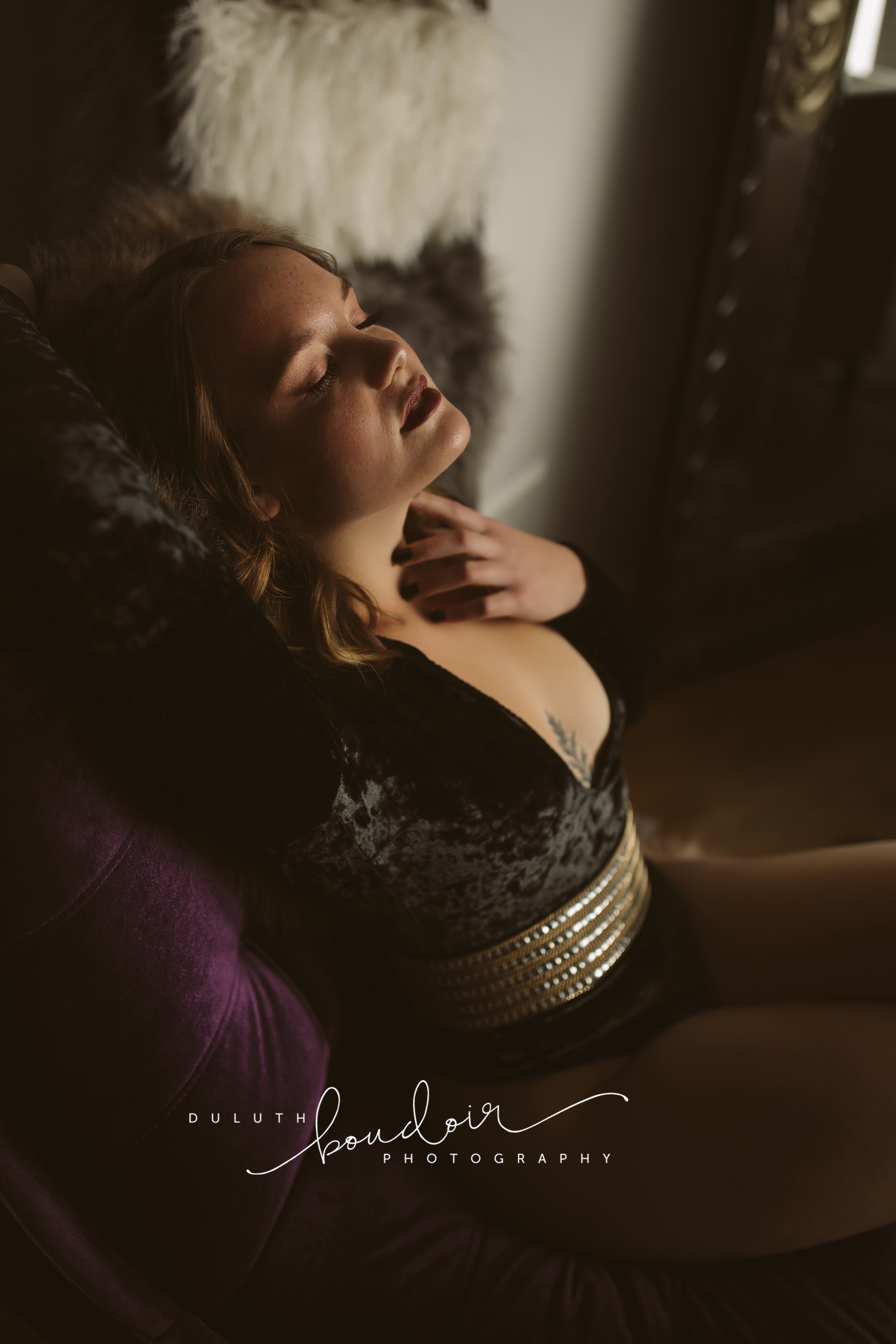 Session at Duluth Boudoir Photography by Mad Chicken Studio #duluthboudoirphotography #madchickenstudio #madchickenstudioboudoir #duluthboudoir