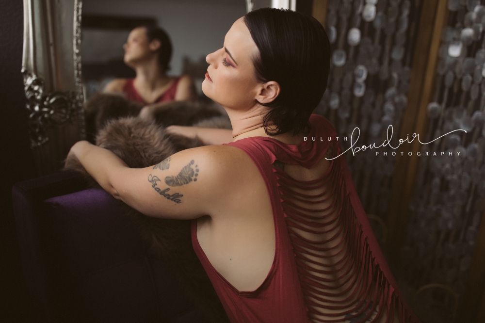 Session at Duluth Boudoir Photography by Mad Chicken Studio #duluthboudoirphotography #madchickenstudio #madchickenstudioboudoir #duluthboudoir