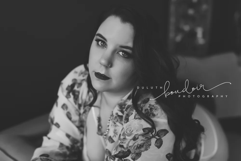 Session at Duluth Boudoir Photography by Mad Chicken Studio #duluthboudoirphotography #madchickenstudio #madchickenstudioboudoir #duluthboudoir