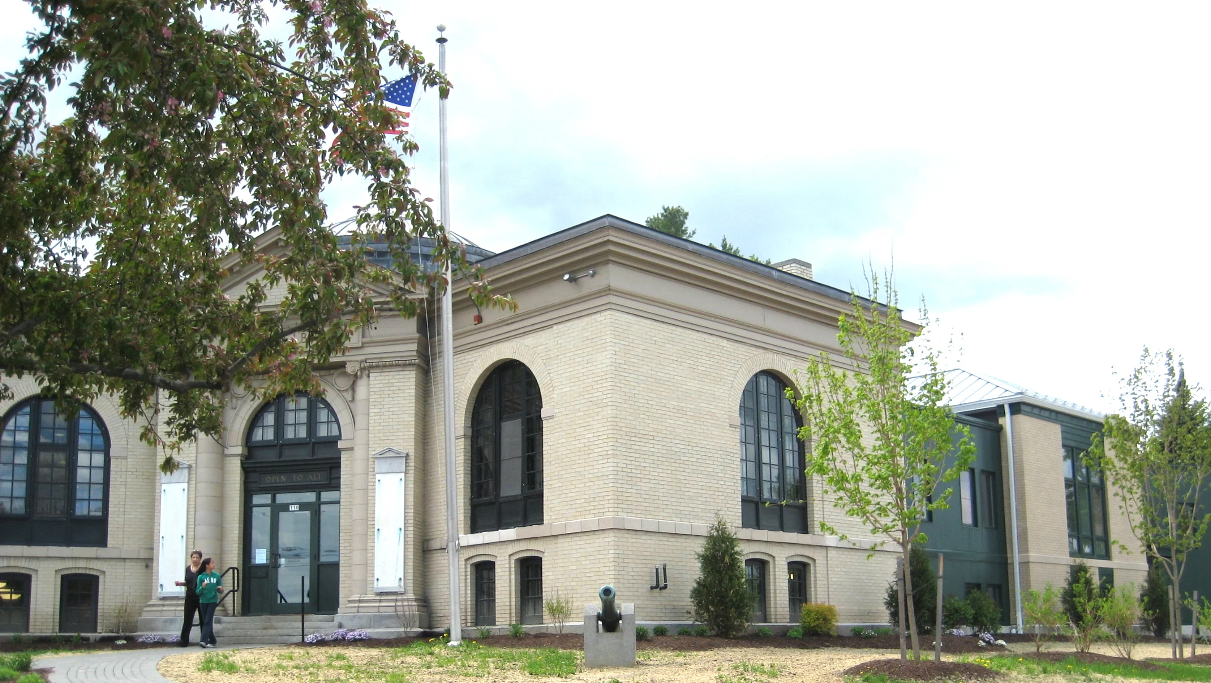 Pittsfield Public Library