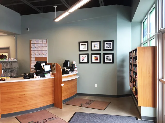   COASTAL PHARMACY &amp; WELLNESS   Whipple Callender Architects 