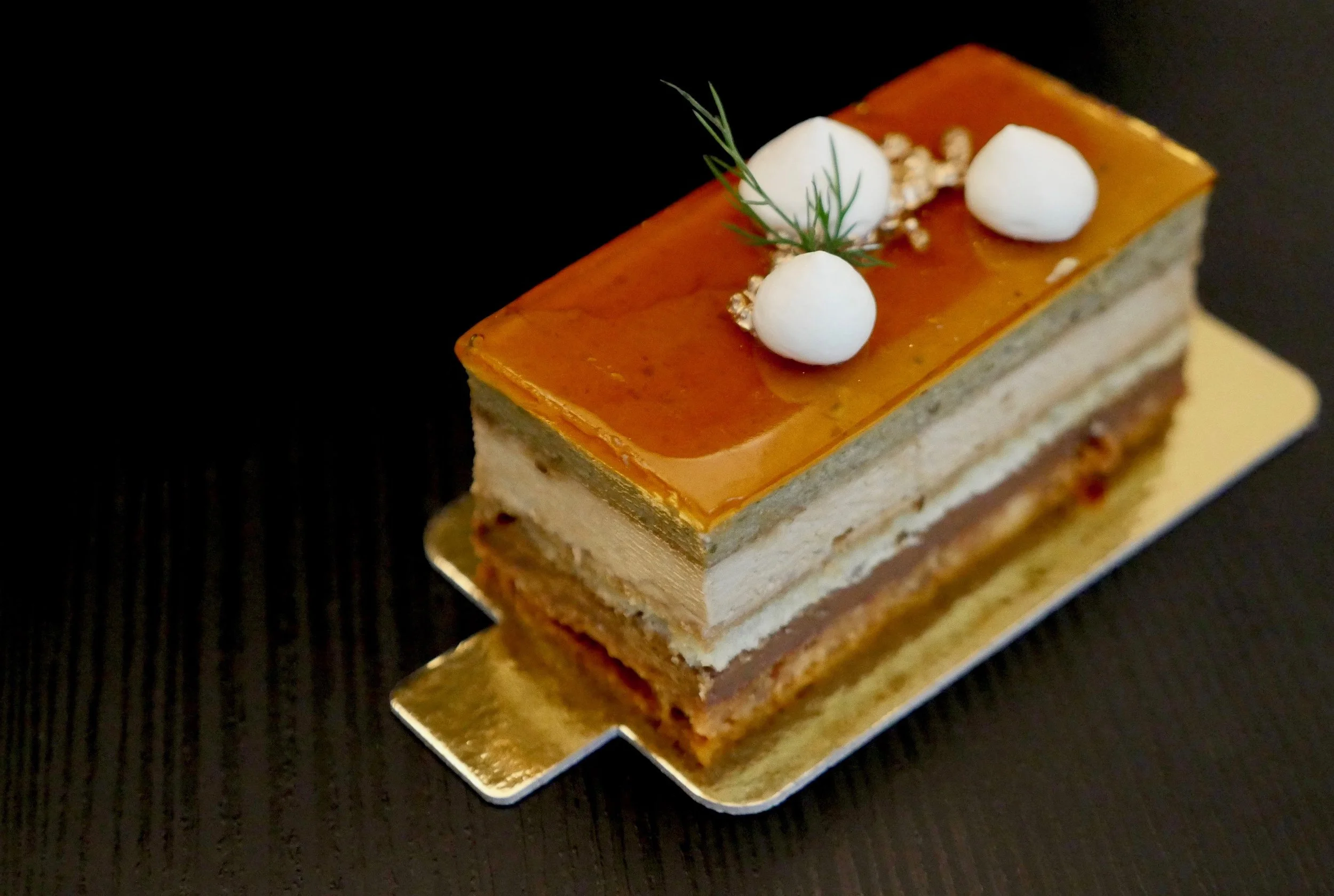 PETITE BOUCHE BRONZE FENNEL USED TO GARNISH DISPLAY CAKES AT KOI.