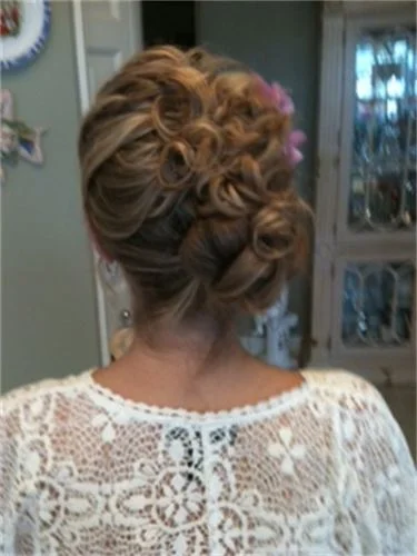 Chignon (Bun)