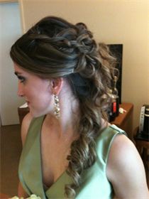 Curls To One Side