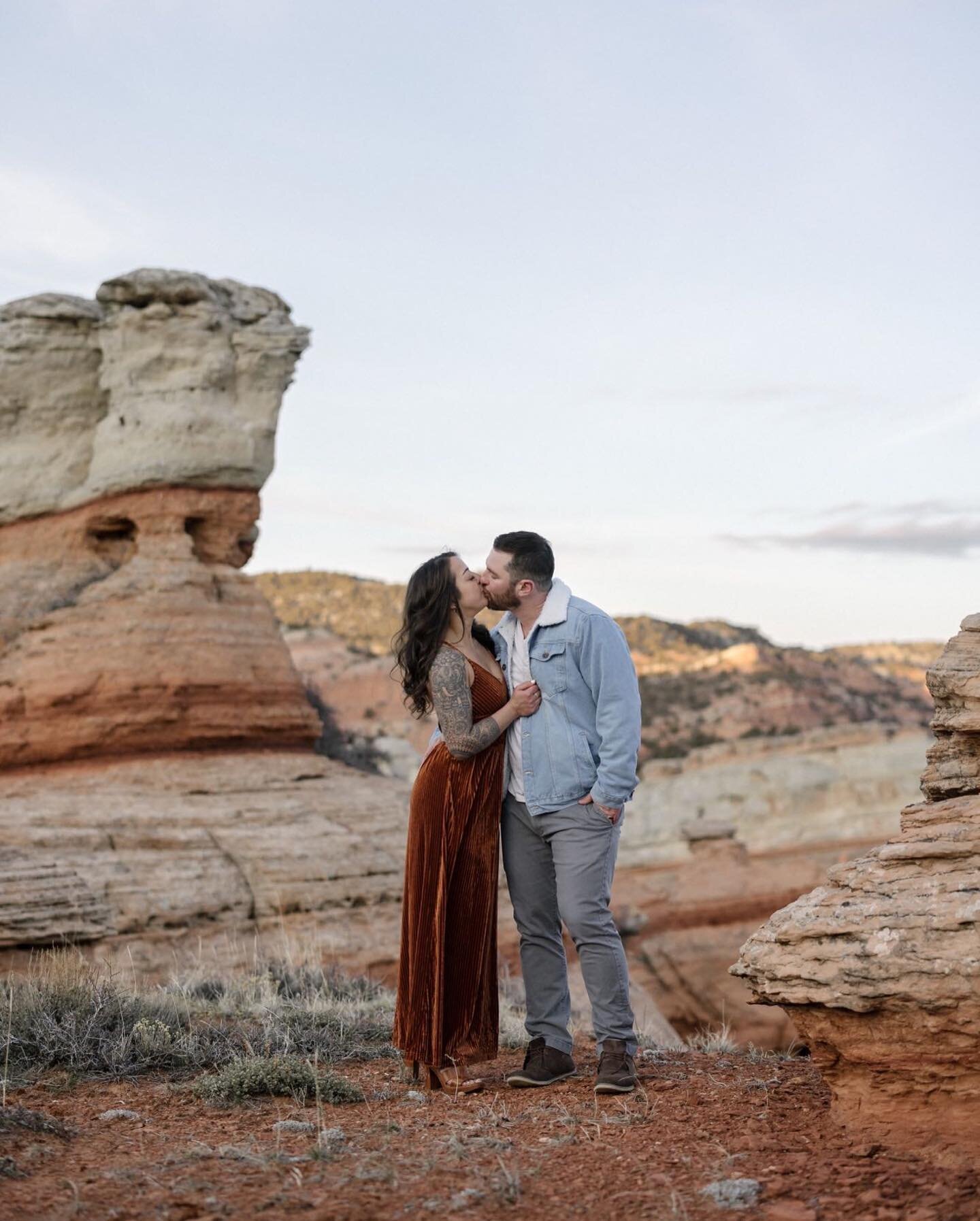 Getting ready to deliver these engagement photos to Sarah and Adam! We had so much fun finding and scouting this location together, Wyoming has so many hidden gems! Can&rsquo;t wait to capture their wedding day!

Couple: @sarahsiems @morse_code686

#